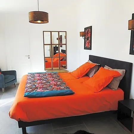 Laubertière Bed & Breakfast 3*