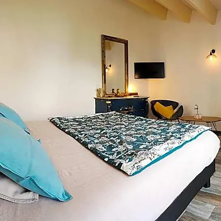 Bed & Breakfast Laubertière 3*